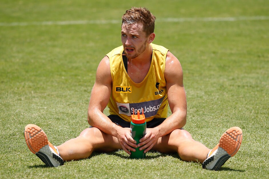 AFL 2015 Training - GWS Giants 181215 Devon Smith takes a breather during a GWS training session in December - ${keywords}